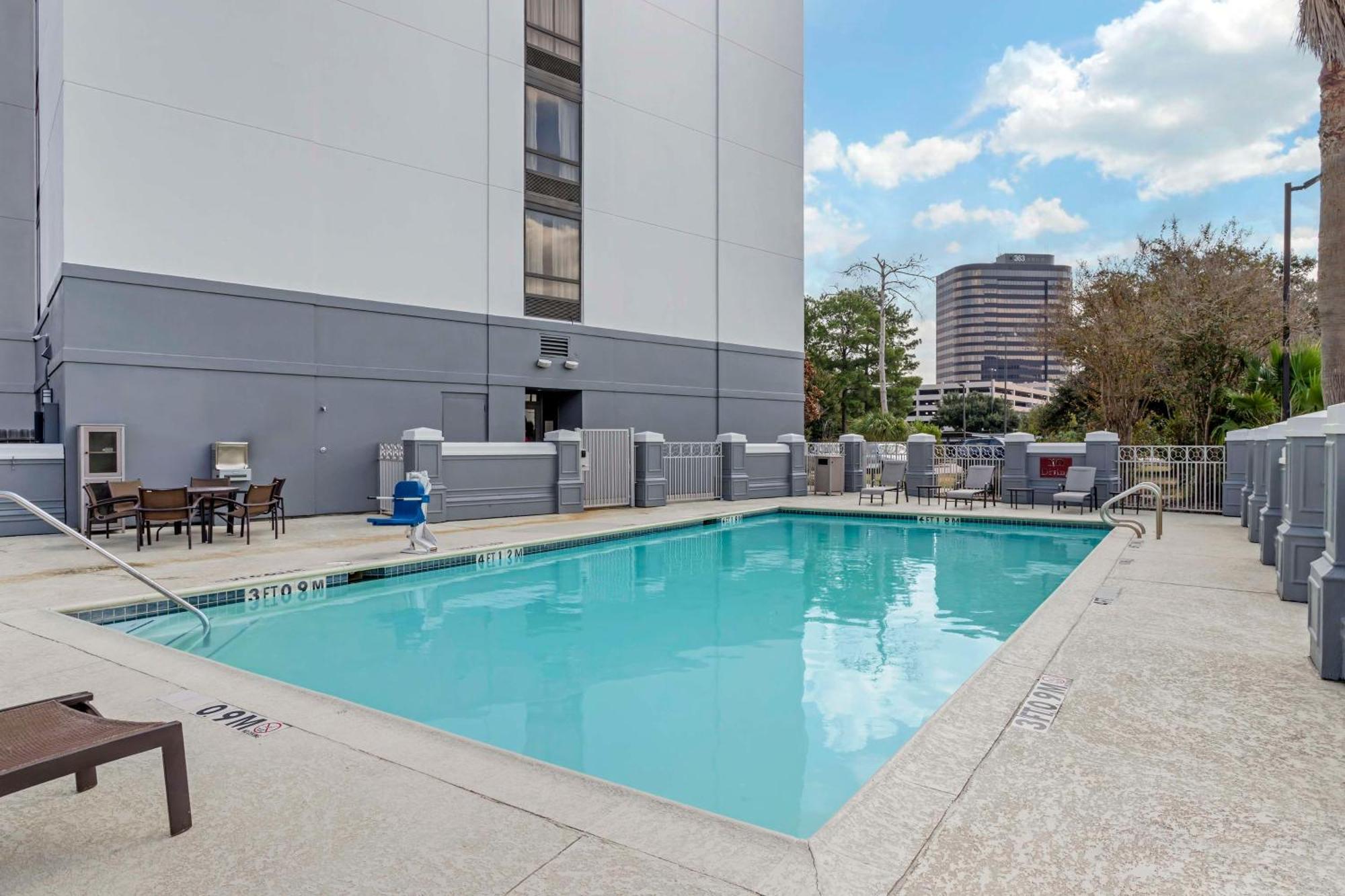 Hyatt Place Houston-North Экстерьер фото