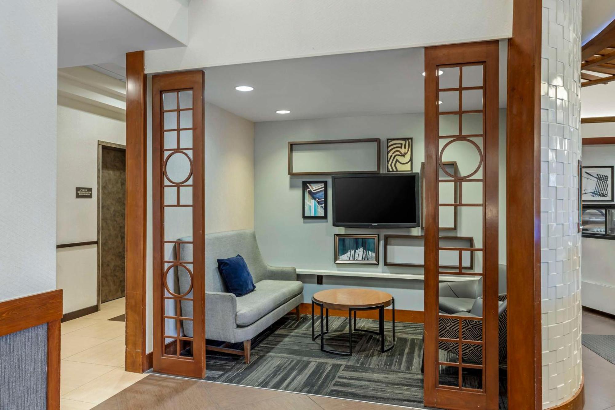 Hyatt Place Houston-North Экстерьер фото